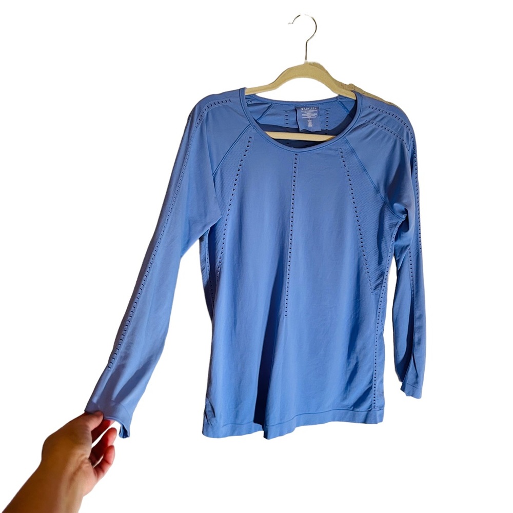 Athleta Periwinkle Foothill Long Sleeve Athletic Lightweight Activewear Shirt - Picture 2 of 6